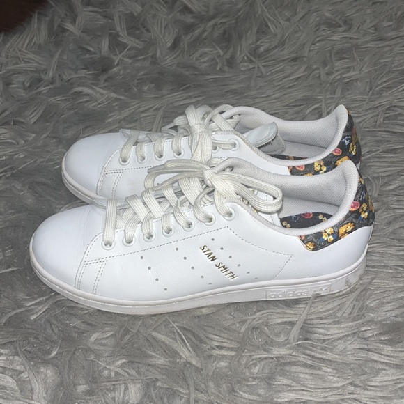 NEW! Floral Stan Smith Shoes Size 8 - Picture 2 of 4